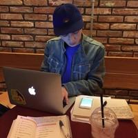 别让不适合的人带走那个最好的你 总有一次哭泣，让你瞬