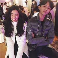 无人与我把酒分无人告我夜已深 这世界没有什么单纯的