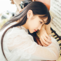 钊 我喜歡聽英文歌曲，因