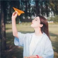 怪微风太温柔像老朋友像旧时候. 总有一些人，原本只是
