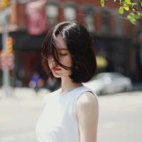 Short hair girl 其实你没有那么爱她。