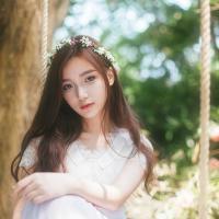 我不想一个擦肩，错过你整个人生 别拿你的故事换取别人