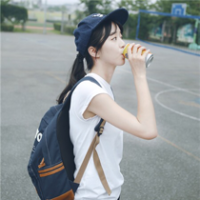 蹙眉 只是女人容易一往情深