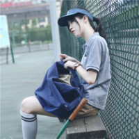 蹙眉 只是女人容易一往情深