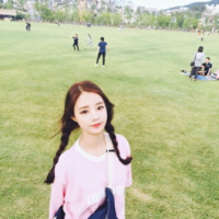 恩。 人生嘛，就是笑笑别人