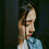 白笙. 不曾为任何人放弃所有