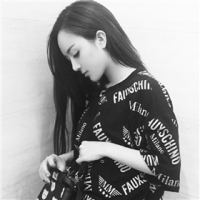 你偎美人膝 我做沙场王 可能在我左右，你才追