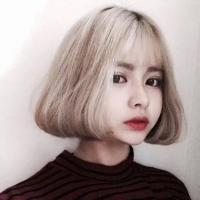 那 泛 黄 的 照