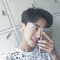 李由 以超越光速的速度向后