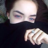 杀万人敌你一笑 旧城里看不见阳光，你