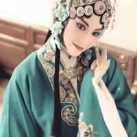 铅华不在，你还未归，我怎敢老去。 Everytime