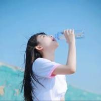 审美变异 一些人 越看越陌生
