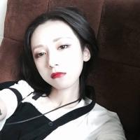 心太软 指尖缠绕着烟圈，一场