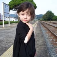 小萝莉+小正太 女人总是喜欢看得见风