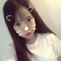 每次上街手机不离手，