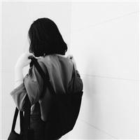林兮：低头难过完以后别忘了抬头继续走 我是你无奈的选择，却