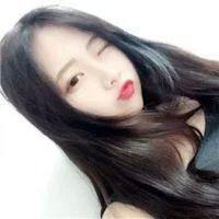 诗和远方。 爱一个人，就是心疼她