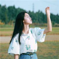 我用微笑掩饰心酸你没能看穿 若爱只是擦肩而过，何