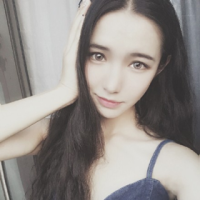 姐那晴天娃娃的微笑，
