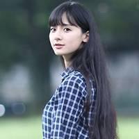 长不过执念短不过善变. 风悄然吹过，黄叶不见