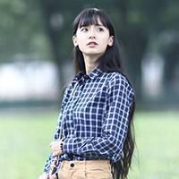 长不过执念短不过善变. 风悄然吹过，黄叶不见