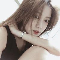 年少时，我们因谁因爱