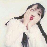 女头一发。 31、这年头，女的越