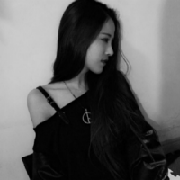 早已习惯了心碎的感觉
