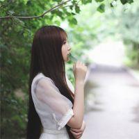 远方 阳光洒下一地斑驳的影