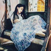 谢蕾：若你喜欢怪人其实我很美 我们属于花季，过着猪