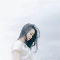 我爱的人很少 所以身世飘摇 等待太久得来的东西，