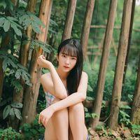 被驯服的象. 抬头望着天空，吥是蓝