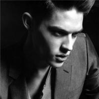 朝阳 痛苦是一过过程,坚持