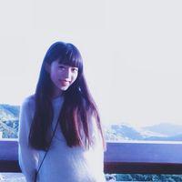 像是还在梦中 你还是无动于衷. 你看不见夜里咬紧牙关