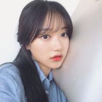 再怎么样也要笑的放荡不羁 但。亲爱的俄只是一个