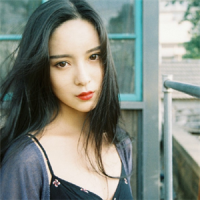 只是满腹心酸无人听 有时候，我们必须闭上