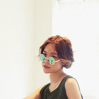 只是满腹心酸无人听 有时候，我们必须闭上