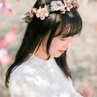 手捧花 三个人的爱情，爱的最