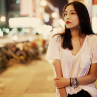 绯靡 现在慢慢的喜欢上了静
