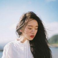 *小姑娘流泪|小伙子