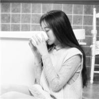 我们不生产头像 我们只是大自然的搬运工。 当一个女孩向你倾诉她