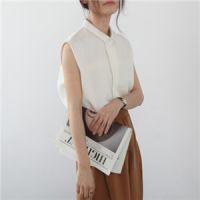 忽远忽近，忽冷忽热，