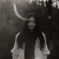 风带来了我的呼吸和故事. I have a s