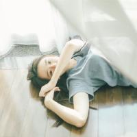故人二三音二三 辞人不辞音 秘密多了，心也就不快