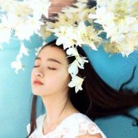 爱风，爱浪，爱自由。 我心疼每一个不快乐却