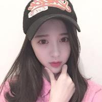 脚踝淤青 这个世界上,每一份感