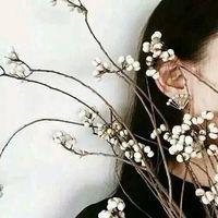 青栀 做yI个花心的女RE