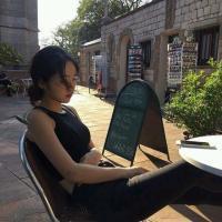 阿晴：在深夜里喃喃自语没有人像你 有时候，选择快乐，更
