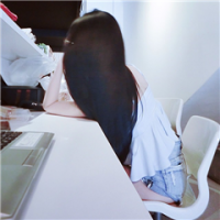 你若凉薄不必假言温暖我 原来在亲密的情侣，都