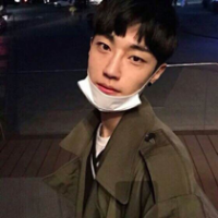 初见你的感觉就像刮冷风也不愿关窗 是不是真的将就门当户